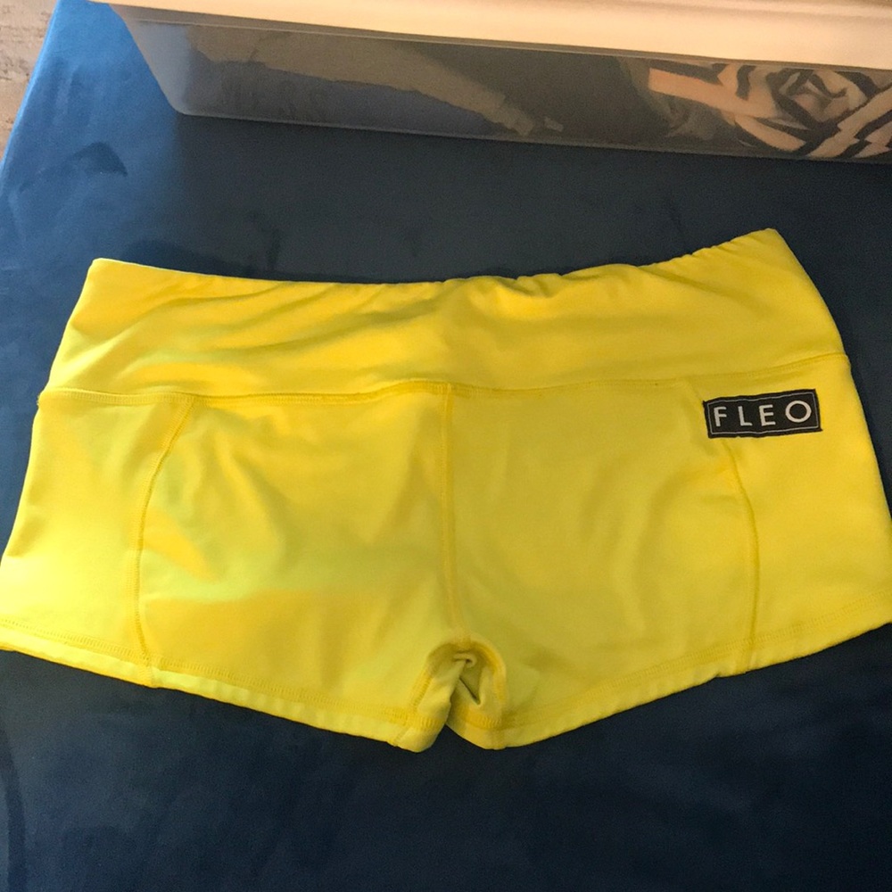 XL Fleo Shorts